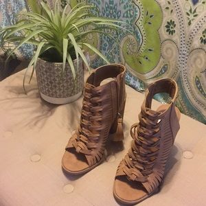 Like new !! Tan Dolce Vita For Target Heels .